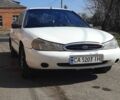 Белый Форд Мондео, объемом двигателя 1.6 л и пробегом 444 тыс. км за 1900 $, фото 6 на Automoto.ua