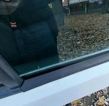 Белый Форд Мондео, объемом двигателя 1.8 л и пробегом 170 тыс. км за 3556 $, фото 18 на Automoto.ua