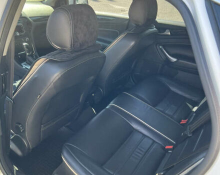 Белый Форд Мондео, объемом двигателя 2 л и пробегом 183 тыс. км за 8500 $, фото 12 на Automoto.ua