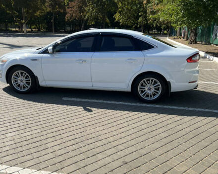 Белый Форд Мондео, объемом двигателя 2 л и пробегом 183 тыс. км за 8500 $, фото 8 на Automoto.ua