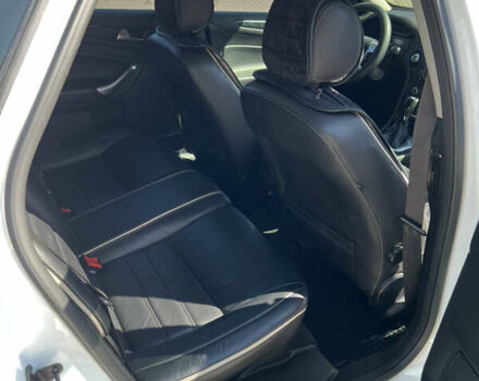 Белый Форд Мондео, объемом двигателя 2 л и пробегом 183 тыс. км за 8500 $, фото 22 на Automoto.ua