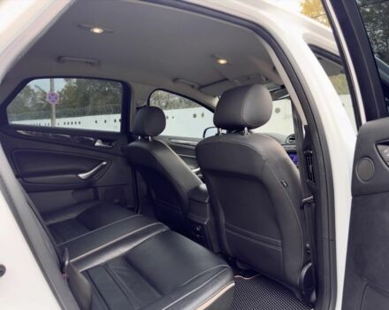 Белый Форд Мондео, объемом двигателя 2 л и пробегом 179 тыс. км за 8450 $, фото 7 на Automoto.ua