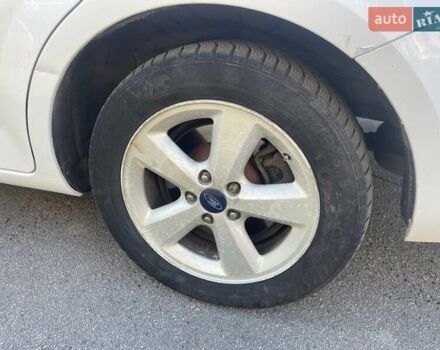 Белый Форд Мондео, объемом двигателя 1.6 л и пробегом 278 тыс. км за 6700 $, фото 13 на Automoto.ua