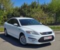 Белый Форд Мондео, объемом двигателя 2 л и пробегом 220 тыс. км за 7499 $, фото 1 на Automoto.ua