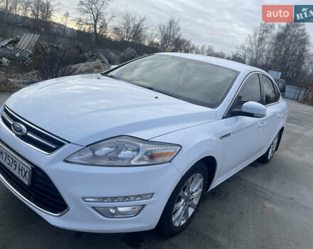 Белый Форд Мондео, объемом двигателя 2 л и пробегом 270 тыс. км за 8200 $, фото 3 на Automoto.ua