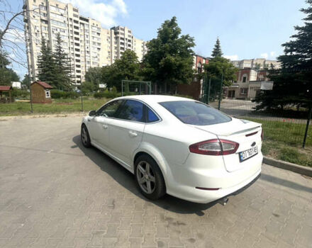 Белый Форд Мондео, объемом двигателя 1.98 л и пробегом 185 тыс. км за 7800 $, фото 6 на Automoto.ua