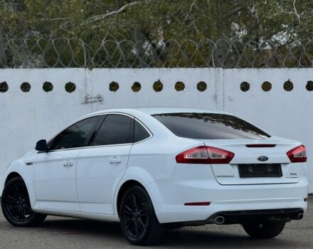 Белый Форд Мондео, объемом двигателя 2 л и пробегом 179 тыс. км за 8450 $, фото 3 на Automoto.ua