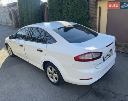 Белый Форд Мондео, объемом двигателя 1.6 л и пробегом 278 тыс. км за 6700 $, фото 14 на Automoto.ua