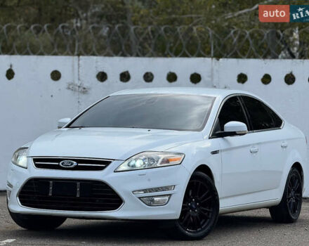 Білий Форд Мондео, об'ємом двигуна 2 л та пробігом 152 тис. км за 7850 $, фото 2 на Automoto.ua
