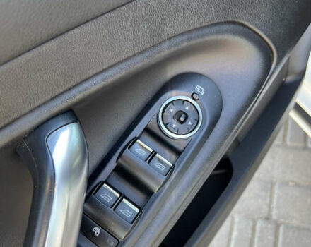 Белый Форд Мондео, объемом двигателя 2 л и пробегом 183 тыс. км за 8500 $, фото 33 на Automoto.ua