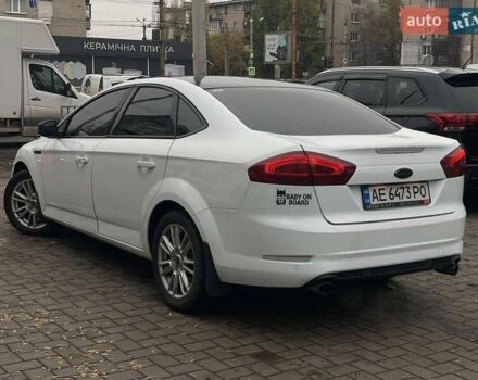 Білий Форд Мондео, об'ємом двигуна 2 л та пробігом 212 тис. км за 7800 $, фото 5 на Automoto.ua