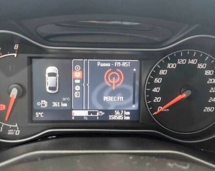 Белый Форд Мондео, объемом двигателя 2 л и пробегом 160 тыс. км за 6400 $, фото 2 на Automoto.ua