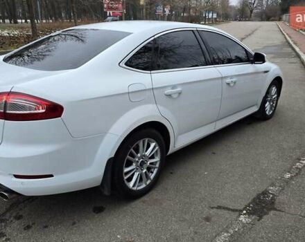 Белый Форд Мондео, объемом двигателя 2 л и пробегом 240 тыс. км за 8000 $, фото 18 на Automoto.ua