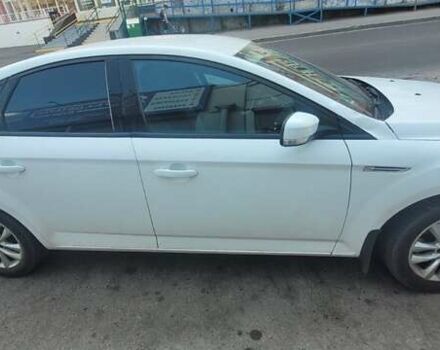 Белый Форд Мондео, объемом двигателя 1.6 л и пробегом 200 тыс. км за 6800 $, фото 6 на Automoto.ua