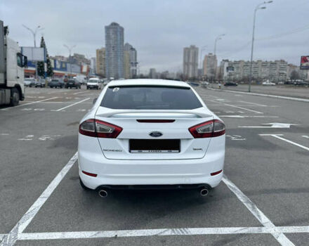Белый Форд Мондео, объемом двигателя 2 л и пробегом 157 тыс. км за 9000 $, фото 2 на Automoto.ua