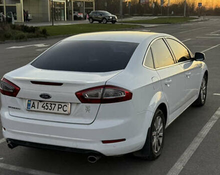 Білий Форд Мондео, об'ємом двигуна 2 л та пробігом 189 тис. км за 8500 $, фото 3 на Automoto.ua