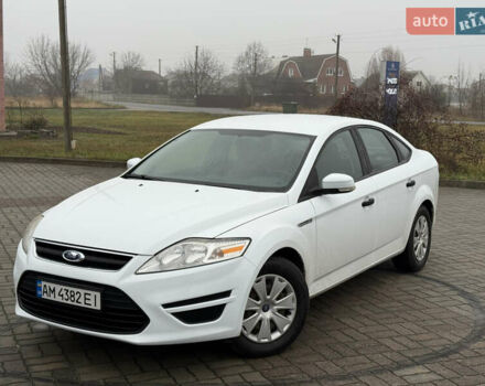 Белый Форд Мондео, объемом двигателя 1.6 л и пробегом 171 тыс. км за 8500 $, фото 13 на Automoto.ua