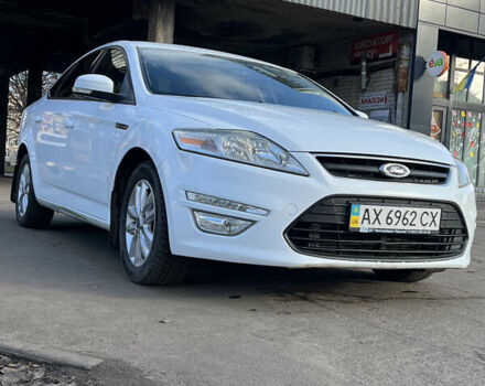 Белый Форд Мондео, объемом двигателя 1.6 л и пробегом 180 тыс. км за 8900 $, фото 18 на Automoto.ua
