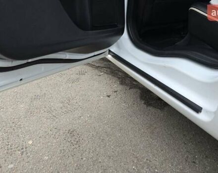 Белый Форд Мондео, объемом двигателя 2 л и пробегом 240 тыс. км за 8000 $, фото 29 на Automoto.ua