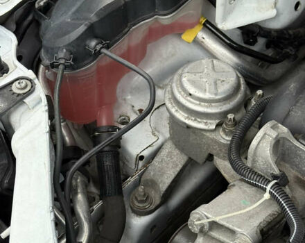 Белый Форд Мондео, объемом двигателя 1.6 л и пробегом 171 тыс. км за 8500 $, фото 37 на Automoto.ua