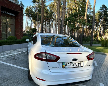 Білий Форд Мондео, об'ємом двигуна 1.6 л та пробігом 79 тис. км за 11000 $, фото 5 на Automoto.ua