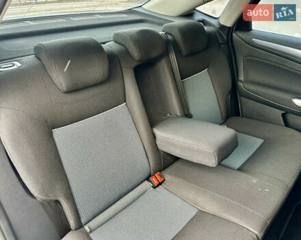 Белый Форд Мондео, объемом двигателя 1.6 л и пробегом 75 тыс. км за 8490 $, фото 36 на Automoto.ua