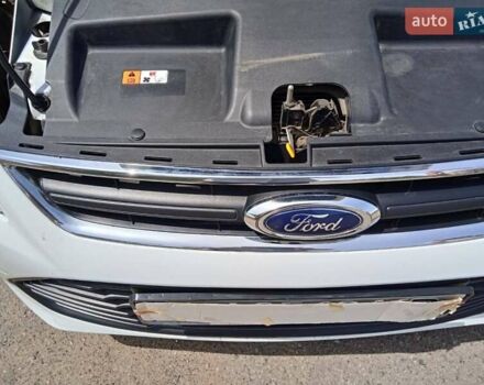 Белый Форд Мондео, объемом двигателя 1.6 л и пробегом 143 тыс. км за 8000 $, фото 6 на Automoto.ua