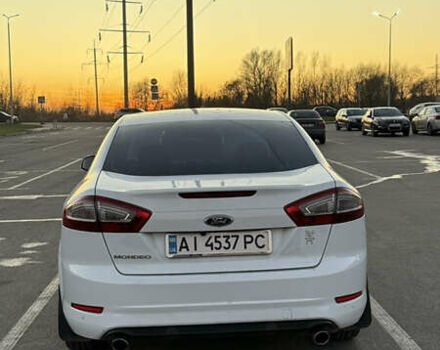 Білий Форд Мондео, об'ємом двигуна 2 л та пробігом 189 тис. км за 8500 $, фото 2 на Automoto.ua