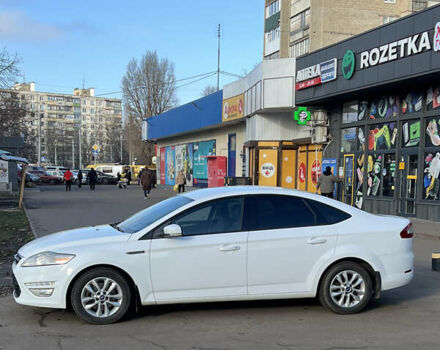 Белый Форд Мондео, объемом двигателя 1.6 л и пробегом 180 тыс. км за 8900 $, фото 6 на Automoto.ua