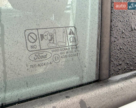 Белый Форд Мондео, объемом двигателя 1.6 л и пробегом 171 тыс. км за 8500 $, фото 11 на Automoto.ua