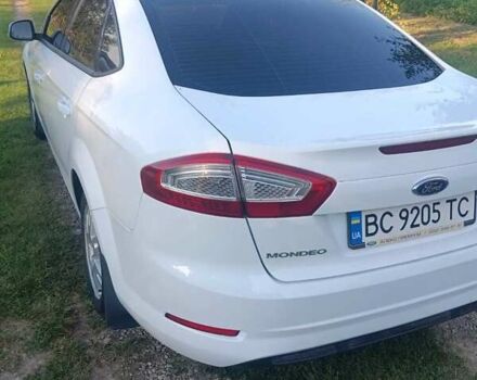 Білий Форд Мондео, об'ємом двигуна 1.6 л та пробігом 181 тис. км за 9000 $, фото 3 на Automoto.ua