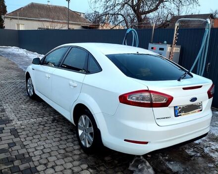 Білий Форд Мондео, об'ємом двигуна 16 л та пробігом 160 тис. км за 8300 $, фото 1 на Automoto.ua