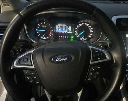 Білий Форд Мондео, об'ємом двигуна 2 л та пробігом 134 тис. км за 10200 $, фото 29 на Automoto.ua