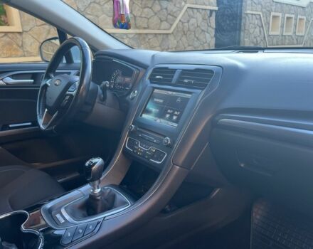 Білий Форд Мондео, об'ємом двигуна 2 л та пробігом 180 тис. км за 11600 $, фото 3 на Automoto.ua