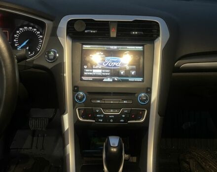 Білий Форд Мондео, об'ємом двигуна 2 л та пробігом 134 тис. км за 10200 $, фото 7 на Automoto.ua