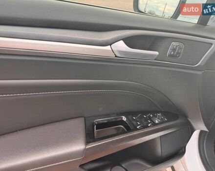 Білий Форд Мондео, об'ємом двигуна 2 л та пробігом 203 тис. км за 10300 $, фото 10 на Automoto.ua