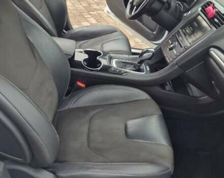 Белый Форд Мондео, объемом двигателя 2 л и пробегом 297 тыс. км за 9750 $, фото 76 на Automoto.ua