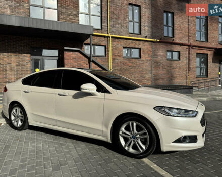 Белый Форд Мондео, объемом двигателя 2 л и пробегом 164 тыс. км за 14900 $, фото 6 на Automoto.ua