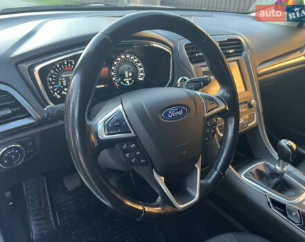 Белый Форд Мондео, объемом двигателя 2 л и пробегом 180 тыс. км за 12300 $, фото 32 на Automoto.ua