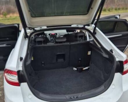 Белый Форд Мондео, объемом двигателя 2 л и пробегом 297 тыс. км за 9750 $, фото 68 на Automoto.ua