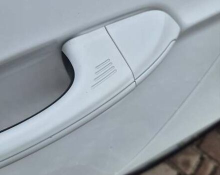 Белый Форд Мондео, объемом двигателя 2 л и пробегом 297 тыс. км за 9750 $, фото 43 на Automoto.ua