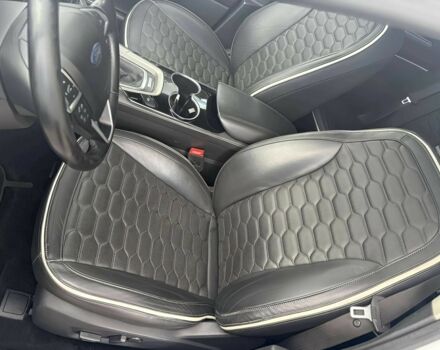 Белый Форд Мондео, объемом двигателя 2 л и пробегом 77 тыс. км за 6700 $, фото 6 на Automoto.ua