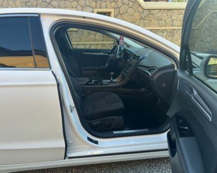 Білий Форд Мондео, об'ємом двигуна 2 л та пробігом 180 тис. км за 11600 $, фото 2 на Automoto.ua