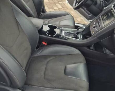 Белый Форд Мондео, объемом двигателя 2 л и пробегом 297 тыс. км за 9750 $, фото 80 на Automoto.ua