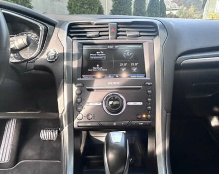 Белый Форд Мондео, объемом двигателя 2 л и пробегом 112 тыс. км за 13500 $, фото 10 на Automoto.ua