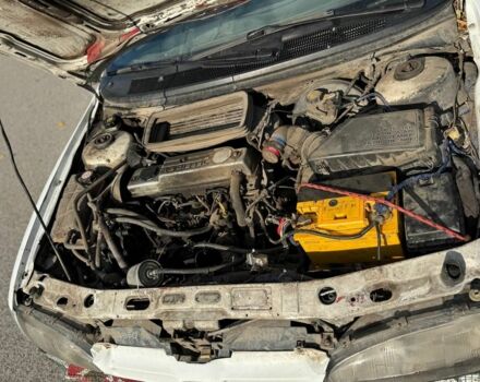 Белый Форд Мондео, объемом двигателя 1.8 л и пробегом 66 тыс. км за 355 $, фото 7 на Automoto.ua