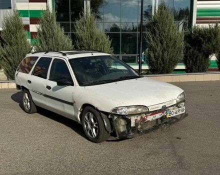 Белый Форд Мондео, объемом двигателя 1.8 л и пробегом 66 тыс. км за 355 $, фото 1 на Automoto.ua