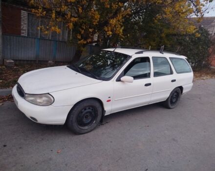Форд Мондео 1997 в Гайсине на Automoto.ua Белый Форд Мондео, объемом двигателя 2.5 л и пробегом 200 тыс. км за 2100 $, фото 6 на Automoto.ua