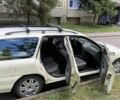 Белый Форд Мондео, объемом двигателя 2 л и пробегом 400 тыс. км за 2100 $, фото 2 на Automoto.ua