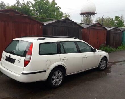 Белый Форд Мондео, объемом двигателя 2 л и пробегом 320 тыс. км за 5800 $, фото 6 на Automoto.ua